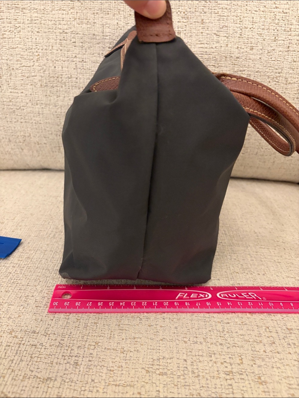 OFFERS WELCOME - Long Handle Gray Longchamp Le Pliage Shoulder Bag - Picture 4 of 14